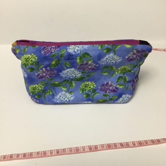 Safari & Hydrangeas Double-Sided Make Up Pouch - Picture 8 of 13